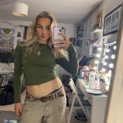 Emma Slade 🐝