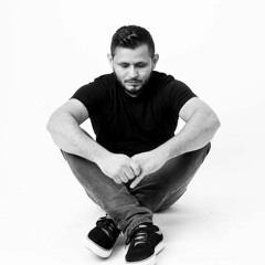 Adam Pernudi
