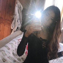 Chloe Macdonald