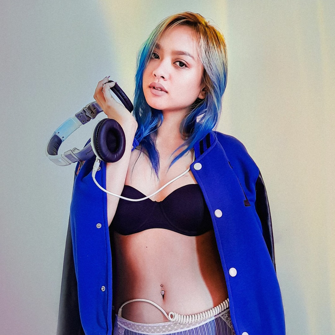 Stream DJ ChaCha music | Listen to songs, albums, playlists for