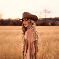 Lainey Wilson