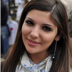 Mia Khan