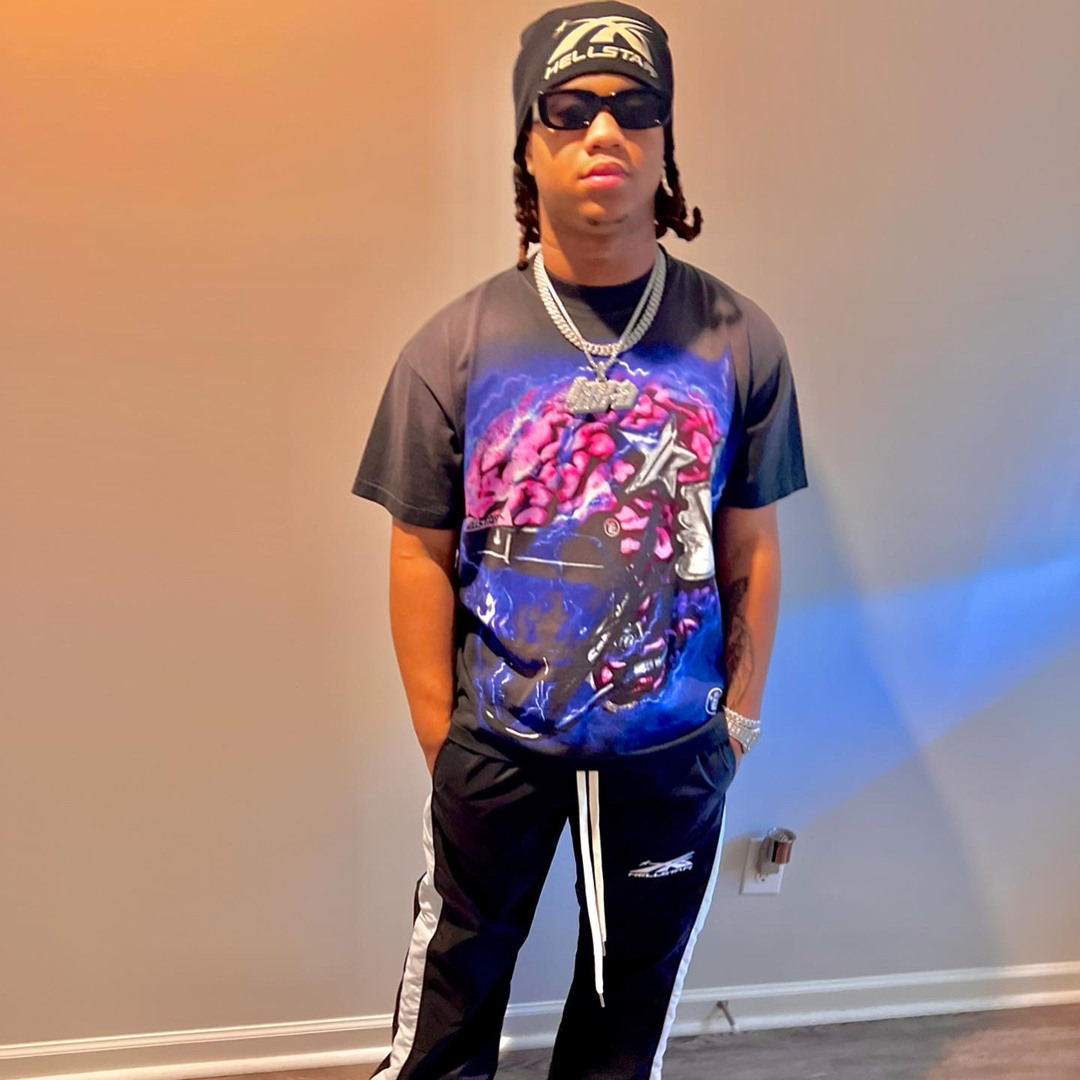 Stream Fly Rich music | Listen to songs, albums, playlists for