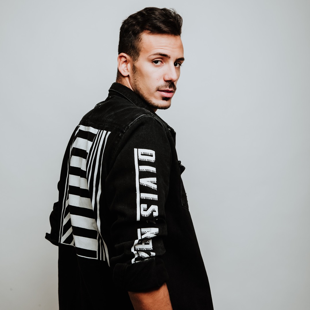 Stream LE ONE music | Listen to songs, albums, playlists for free