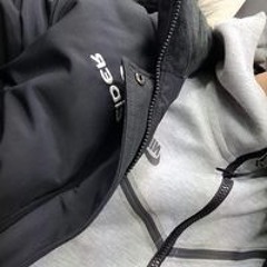 김동건