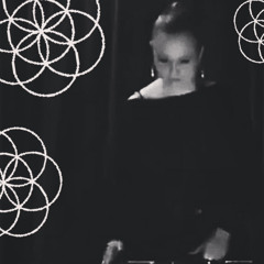 Dj Vendela [Mary Logan]