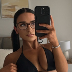 caaarlyjade