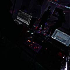 Low.l!ve