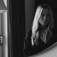 Nora Gutsche