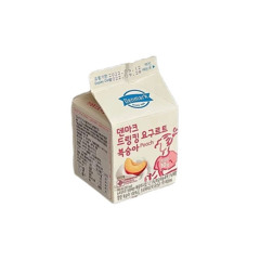 𝘔𝘰𝘯𝘥𝘢𝘺 유영