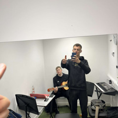 Kyle🏴󠁧󠁢󠁳󠁣󠁴󠁿💙