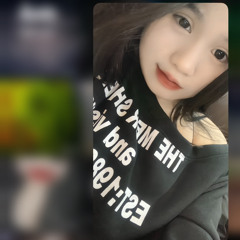 Huyền Ngânn
