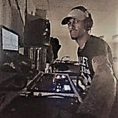 12581076 Know Knobs   Wex 10   Remix