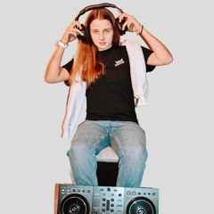 Dj Angie