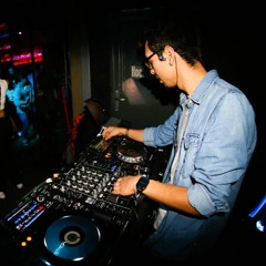 DJ MORVIOUS_EC