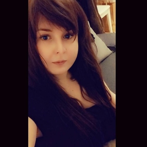 Sarah Celine’s avatar