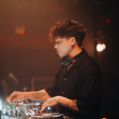 DJ Saint Louis