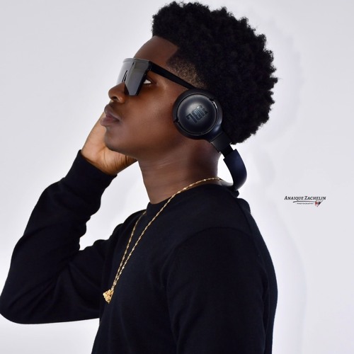 DJ TOMTOM — artist photo
