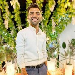 صاحب السعاده