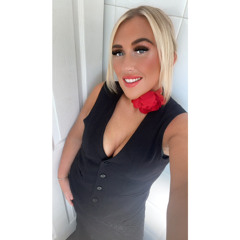 Adele MacDuff 🖤