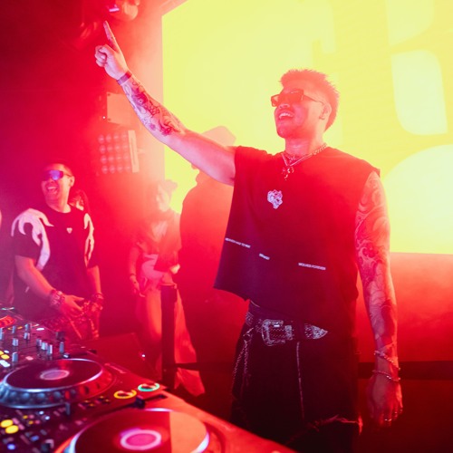 THIRST FOR REVENGE (YVM3 EDIT) X BODIES(DROWNING POOL)