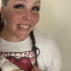 Victoria Martinez 91