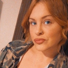 andie b