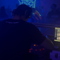 D3r_K3V!N_ [W•M•K]