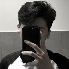 cậu bé xem sét