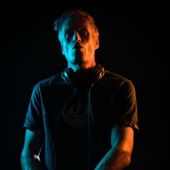 100% groove just house music
