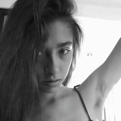 Juliana °•°•°•°☆><
