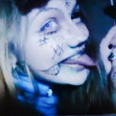 нелли-абъебаловко