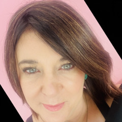 Sandra Caires