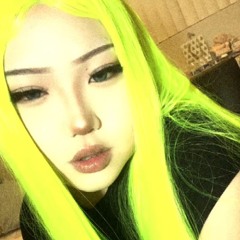 emi ☣︎