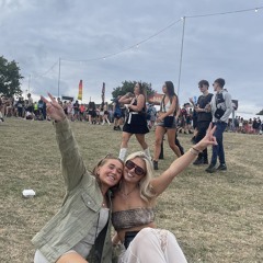 ellie mckinnon