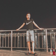 Hướng Việt Hoàng