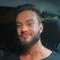 André