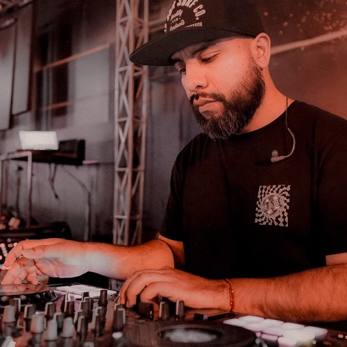 Dj Luis Lara — artist photo
