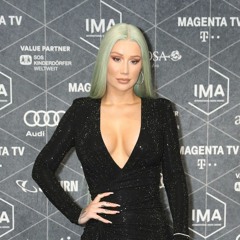 Iggy Azalea Ft Tyga Sip It By Iggy Azalea