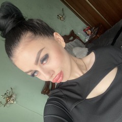 KAZARINA👑