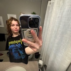 maddie🖤 🩷 (READ BIO)