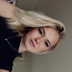 𝓔𝓶𝓲𝓵𝓲𝓪 𝓑𝓮𝓻𝓵𝓲𝓷