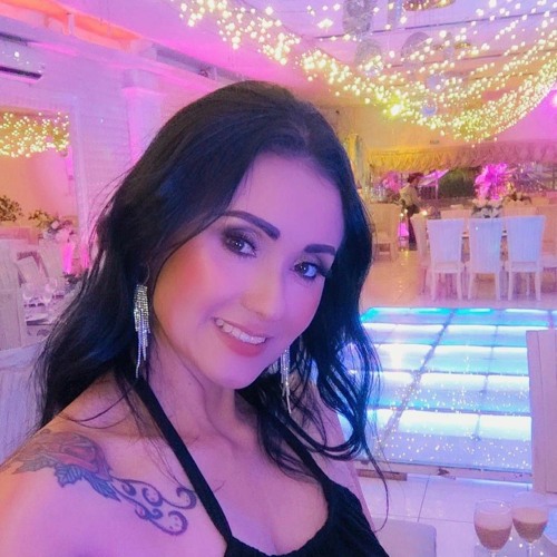 Adriana Molina Ramirez’s avatar