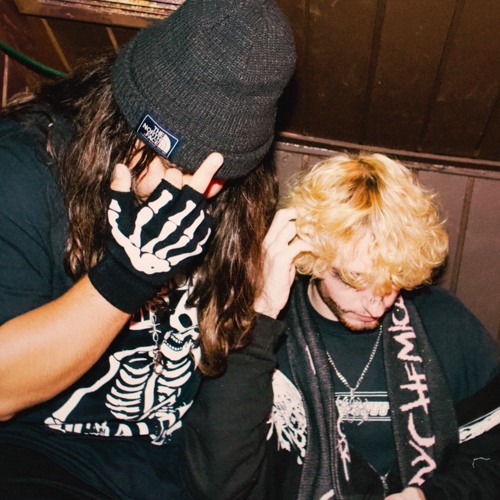 Stream THIRTYTWO (@3200.CLUB) music | Listen to songs, albums ...