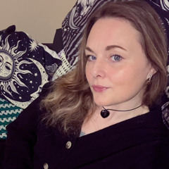 Amy Pearson (AJ)