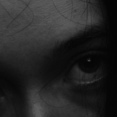 её темные материи