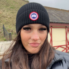 Leah Arnold