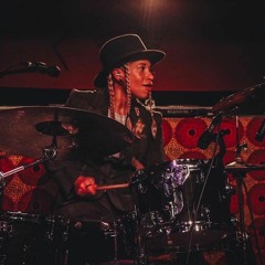 Lya Drummer
