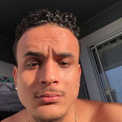 haydenflythathighguy