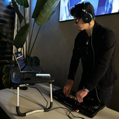 Dj Vega
